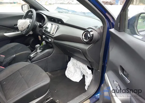 2020 Nissan Kicks Sv Xtronic Cvt z USA, uszkodzony, nr VIN 3N1CP5CV3LL484673